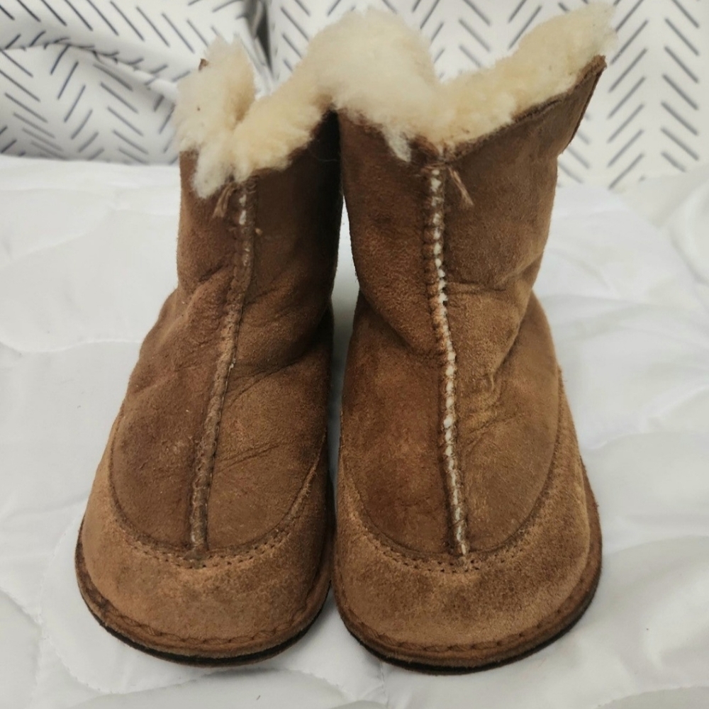 UGG,  Baby Ugg Laceup Back Suede Boots Infant Toddler